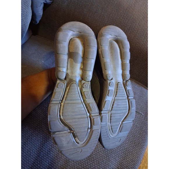 Nike Air Max 270 Women's Size 9 All Black Athletic Running Shoes - Picture 7 of 8